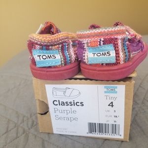 TOMS Toddler Girl Size 4